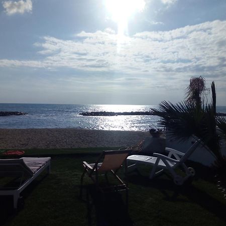 Villa A Diamante Sulla Spiaggia 贝尔韦代雷 外观 照片