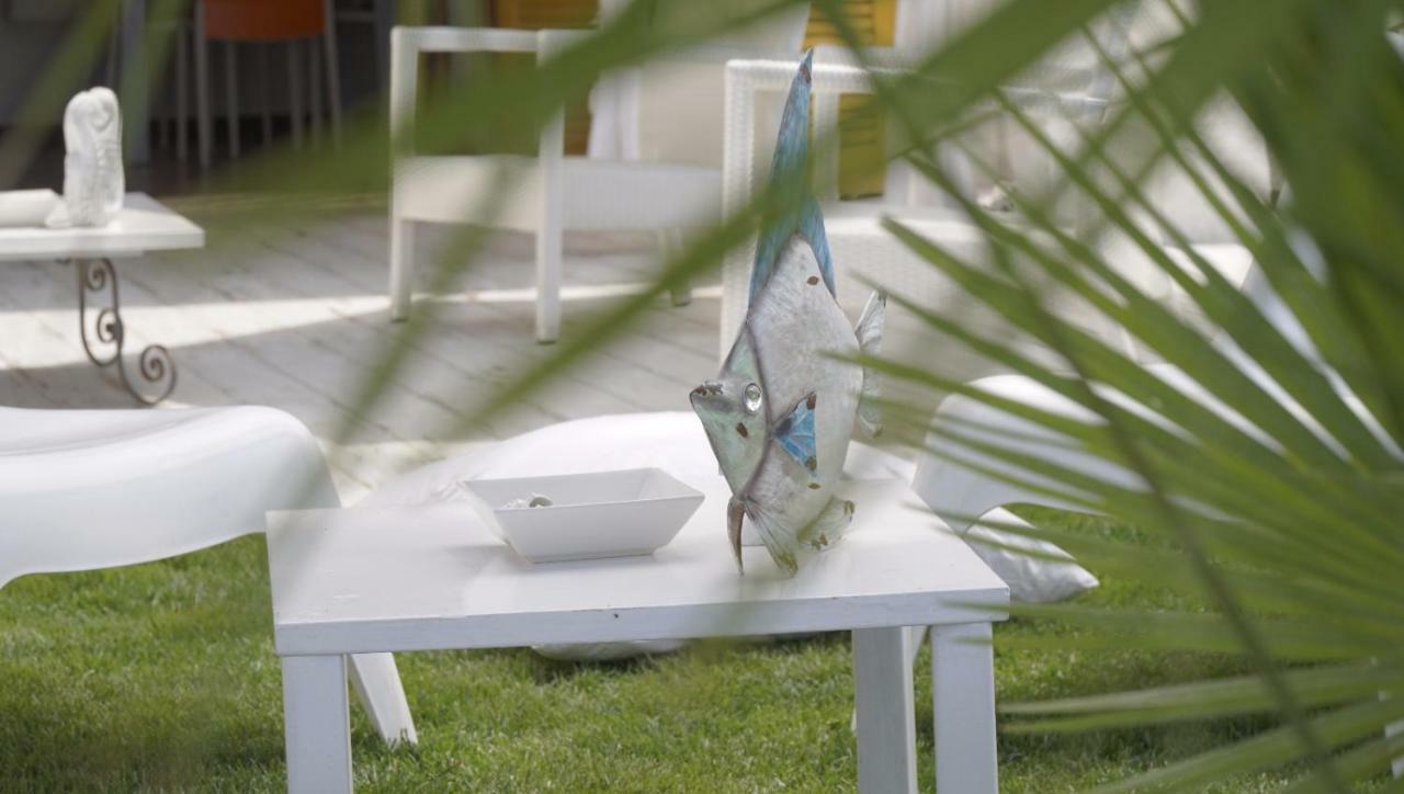 Villa A Diamante Sulla Spiaggia 贝尔韦代雷 外观 照片
