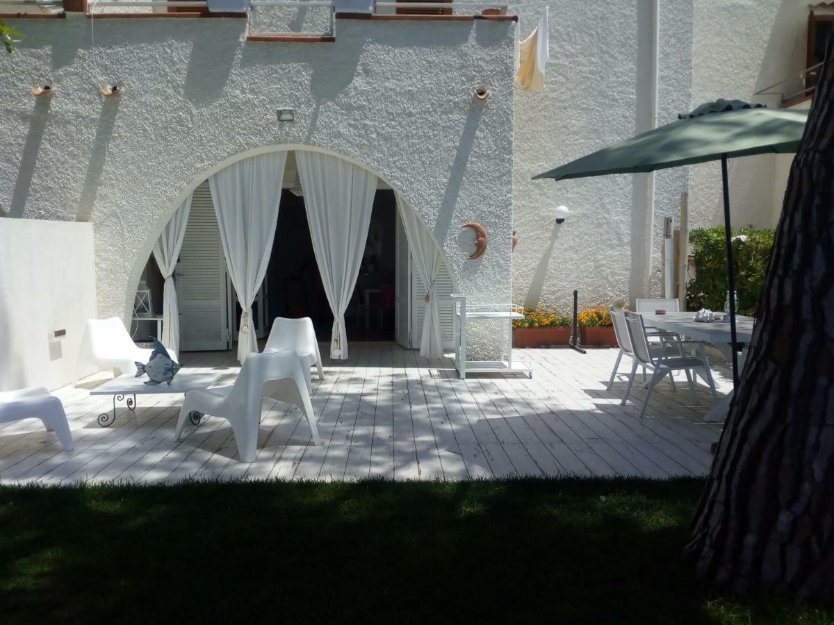 Villa A Diamante Sulla Spiaggia 贝尔韦代雷 外观 照片